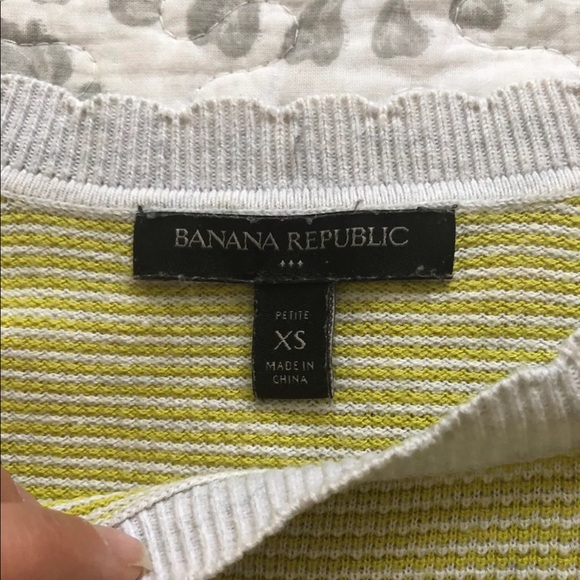 NEW Banana Republic Sweater - Picture 2 of 5